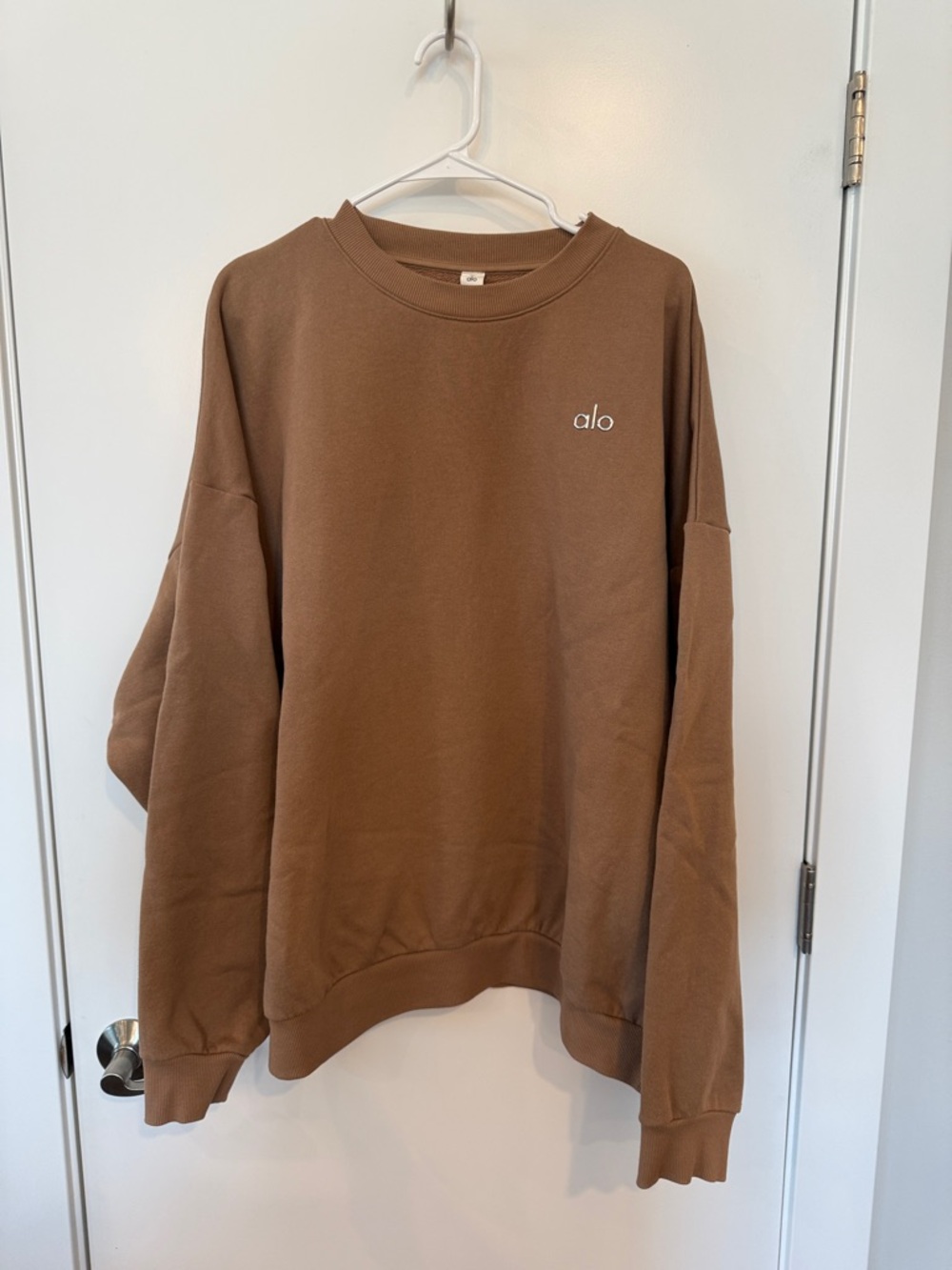 ALO Yoga Crewneck Sweatshirt